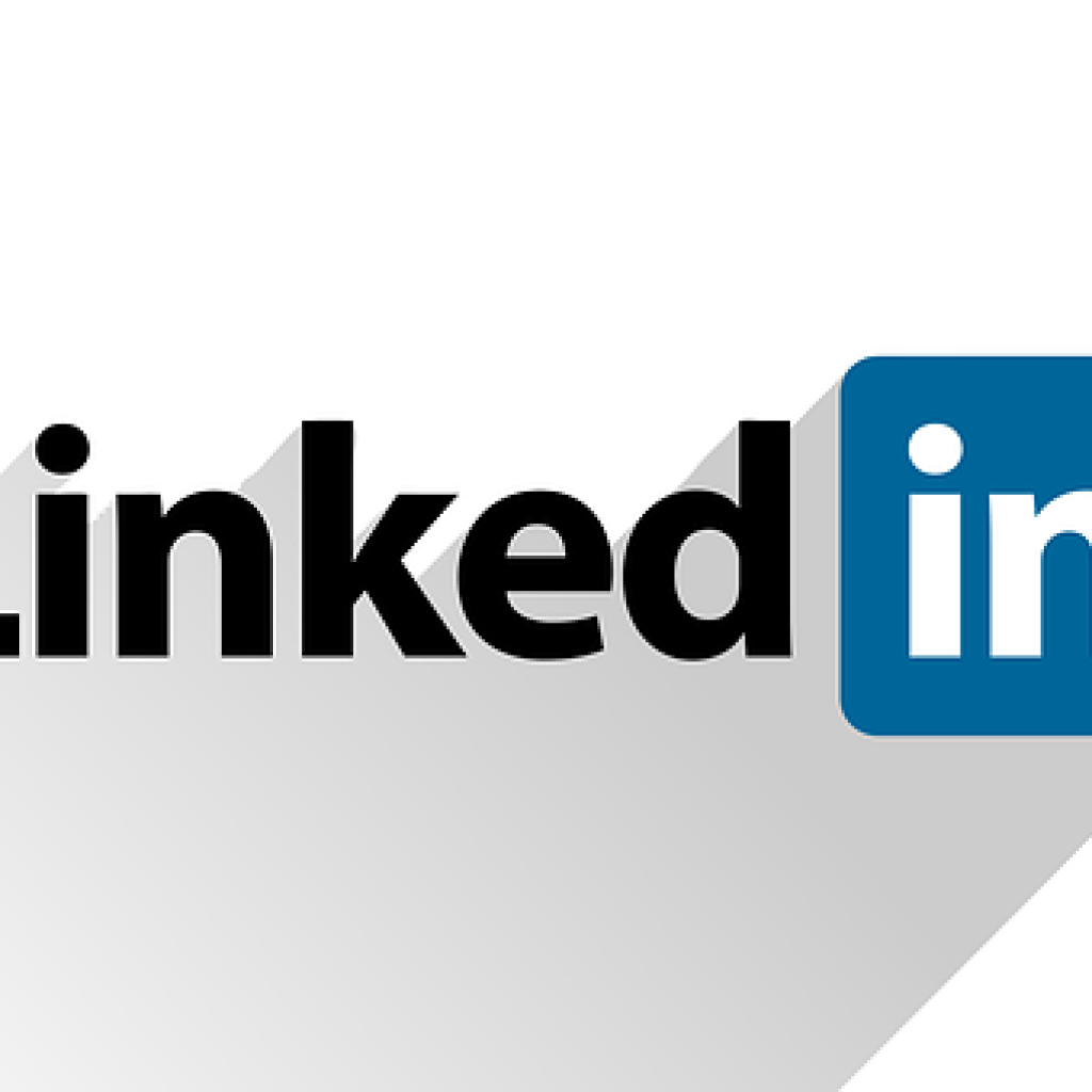 CV LinkedIn Comment charger son CV sur LinkedIn