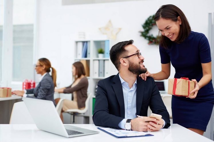 Meilleurs cadeaux d'entreprise boîte cadeau personnalisée