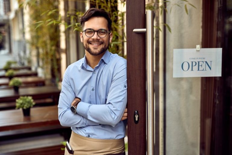 Ouvrir un restaurant, un projet remplit de bonheur