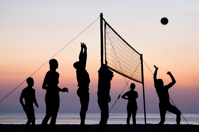 Jeux de team building sur la plage