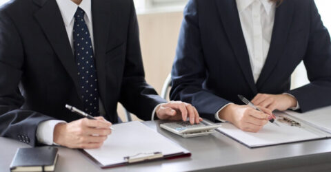 Pour débloquer les fonds d’une succession : les avocats
