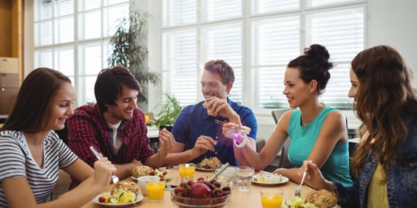 Ressouder son équipe avec un plateau repas d’entreprise